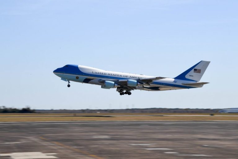 AIR FORCE ONE